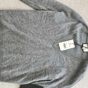 NEW w/Tags Tuckernuck cashmere v-neck sweater